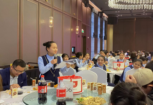 好友缘酒家青山路店员工生日会暨感恩会543.png