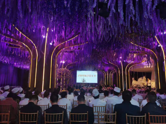 好友缘国宴举行“佳年华”活动暨员工生日会882.png